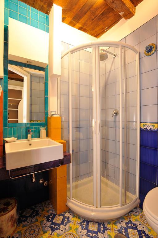 Albergo Del Centro Storico Salerno Luaran gambar