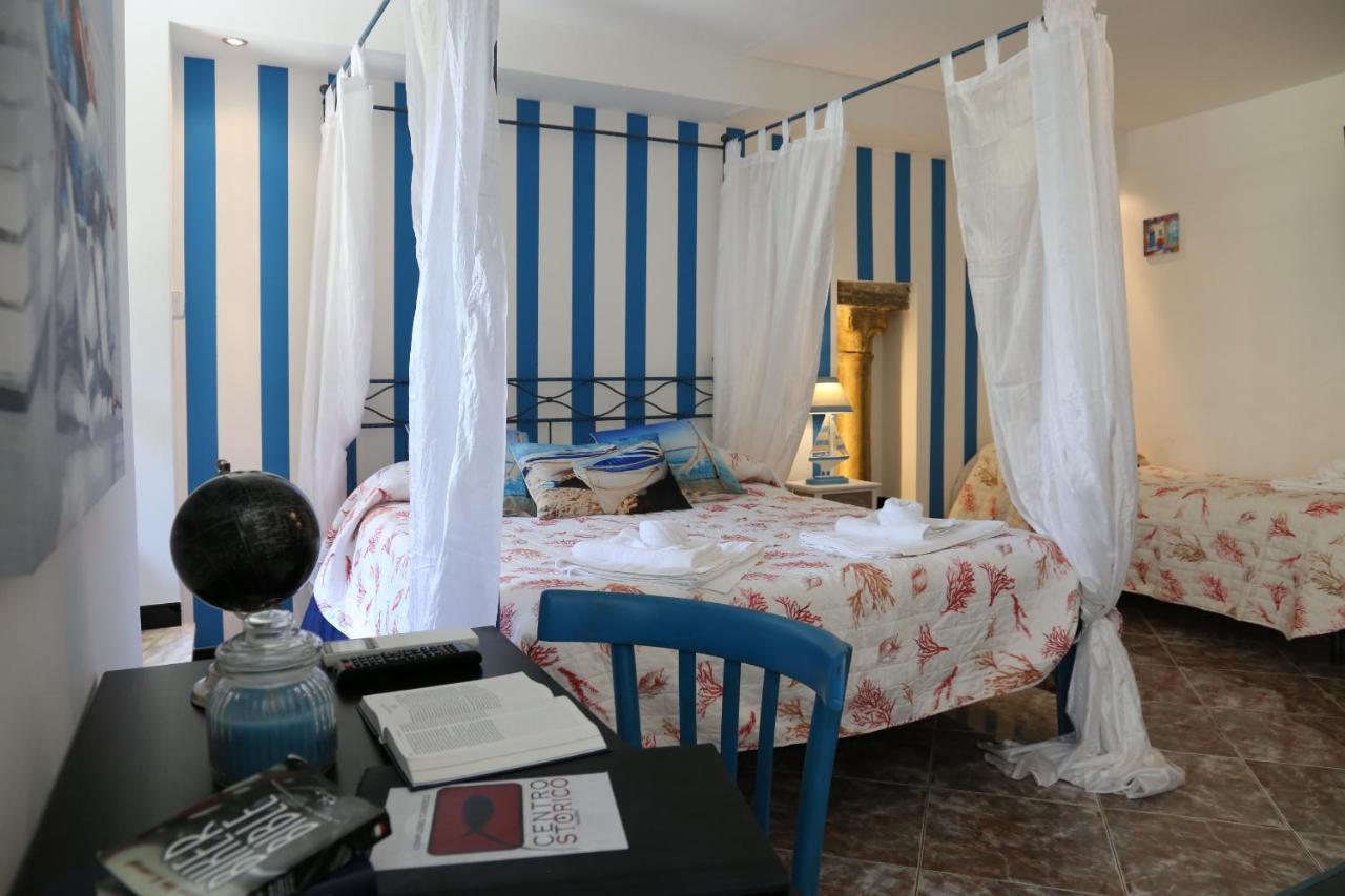Albergo Del Centro Storico Salerno Luaran gambar