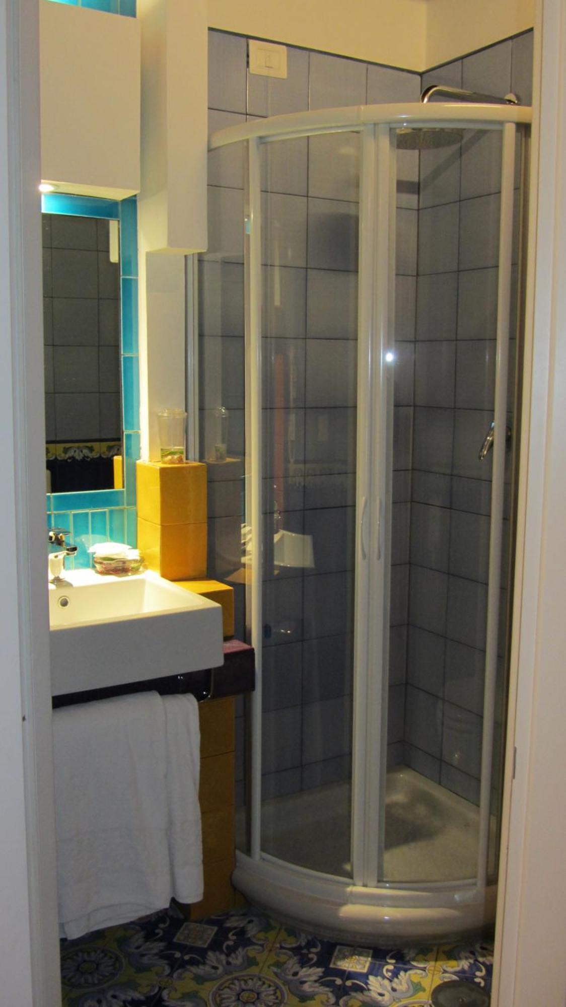 Albergo Del Centro Storico Salerno Luaran gambar