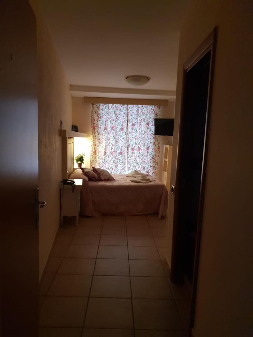 Albergo Del Centro Storico Salerno Luaran gambar